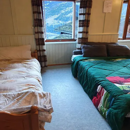 Peaceful In Swiss Mountains. Logement Tranquille En Montagne Suisse * Bagnes