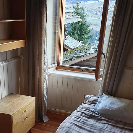 בית אירוח Peaceful In Swiss Mountains. Logement Tranquille En Montagne Suisse Bagnes