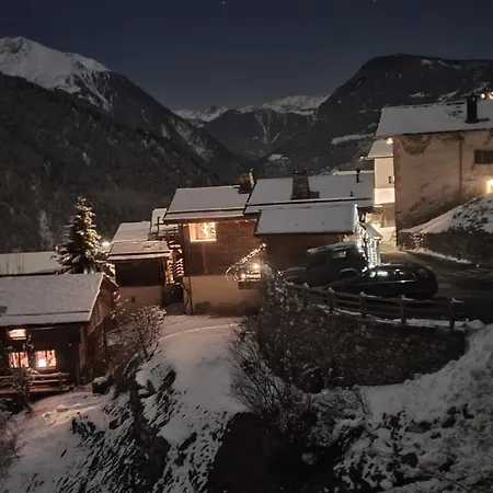 Peaceful In Swiss Mountains. Logement Tranquille En Montagne Suisse